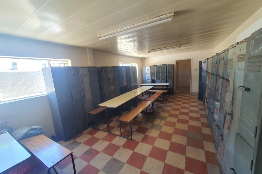 To Let commercial Property for Rent in Perseverance Industrial Eastern Cape